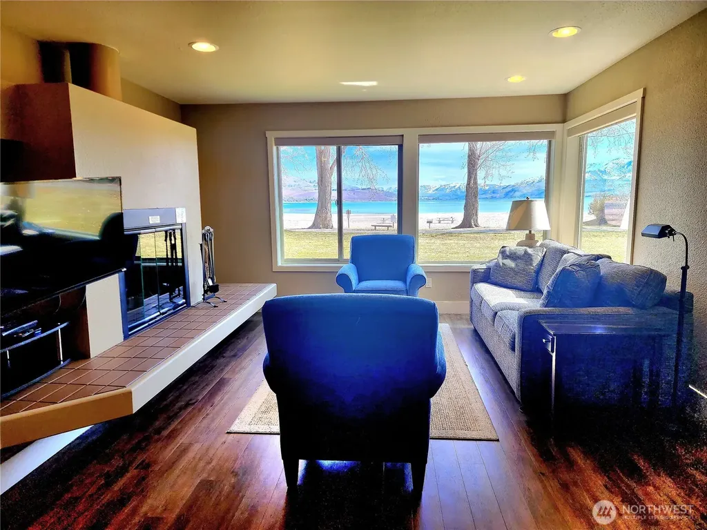 1 Beach 544-c Manson WA 98831