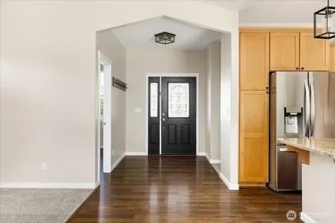 2749 SW Fairway Point Drive Oak Harbor WA 98277