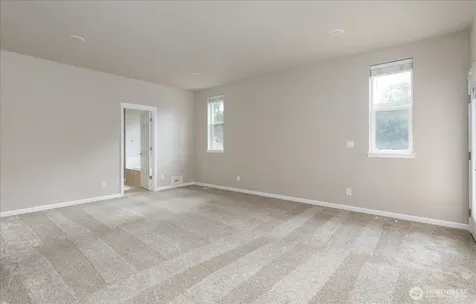 2749 SW Fairway Point Drive Oak Harbor WA 98277