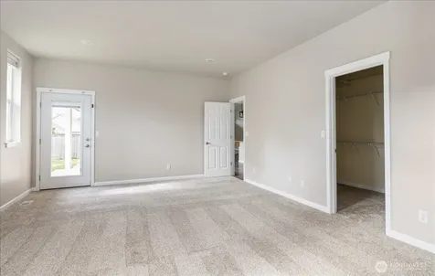 2749 SW Fairway Point Drive Oak Harbor WA 98277