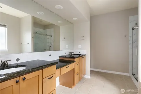 2749 SW Fairway Point Drive Oak Harbor WA 98277