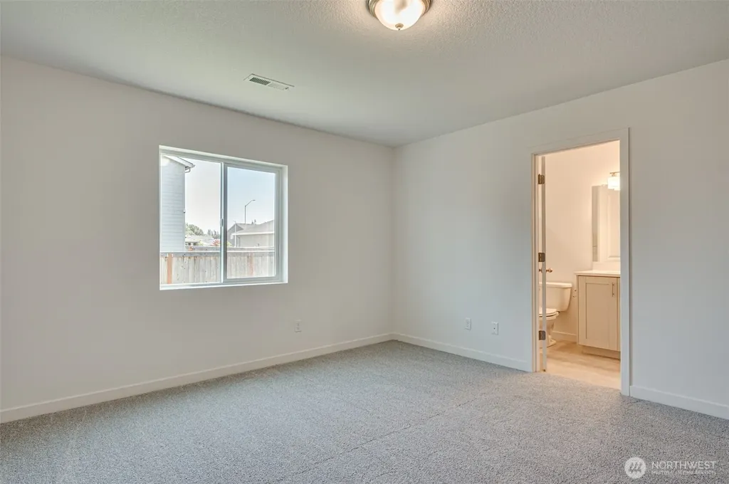2008 Henderson Way Longview WA 98632