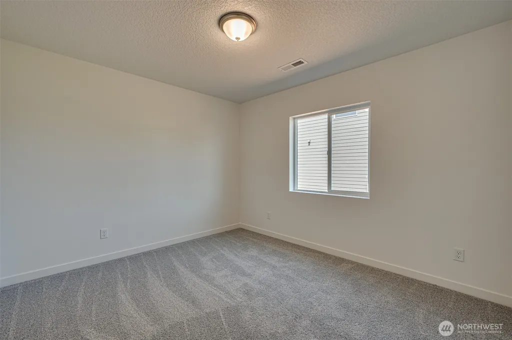 2008 Henderson Way Longview WA 98632