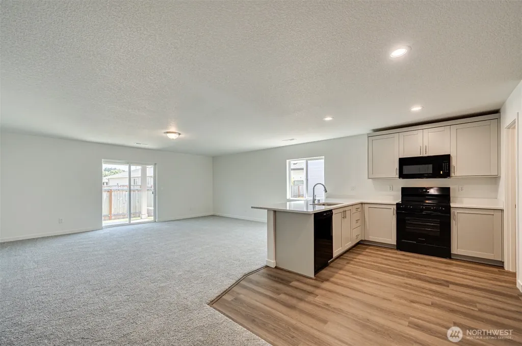 2008 Henderson Way Longview WA 98632