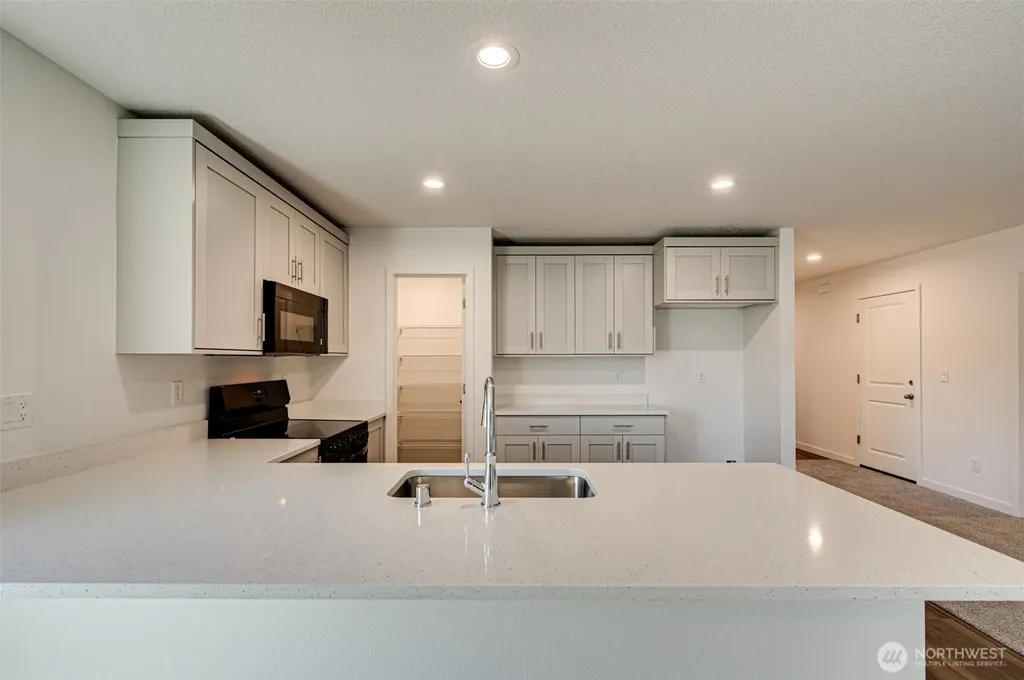 2008 Henderson Way Longview WA 98632