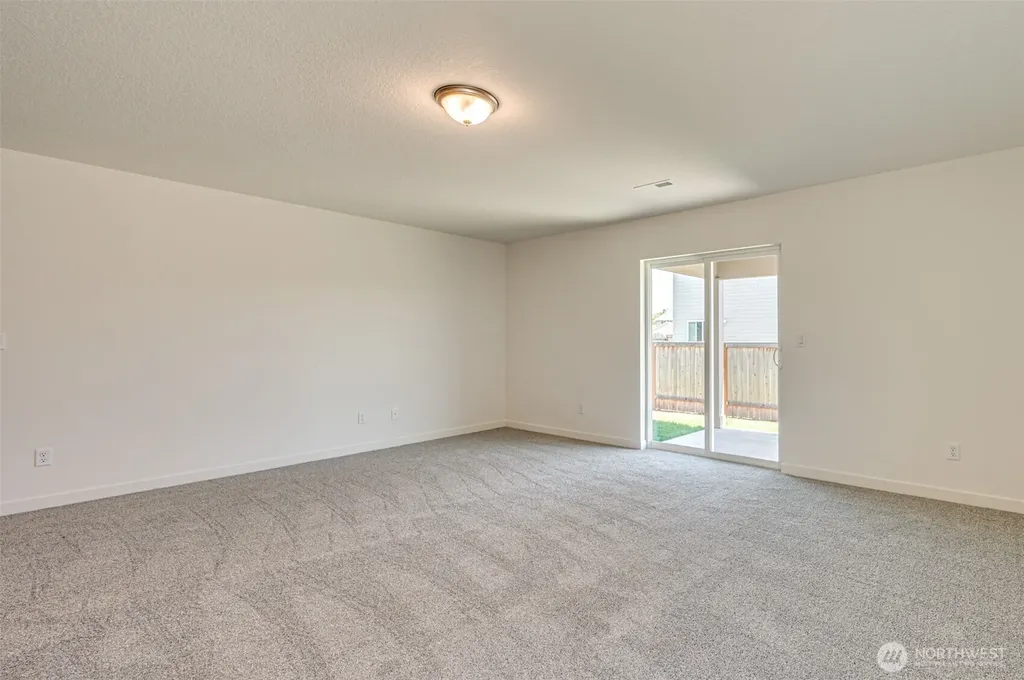 2008 Henderson Way Longview WA 98632