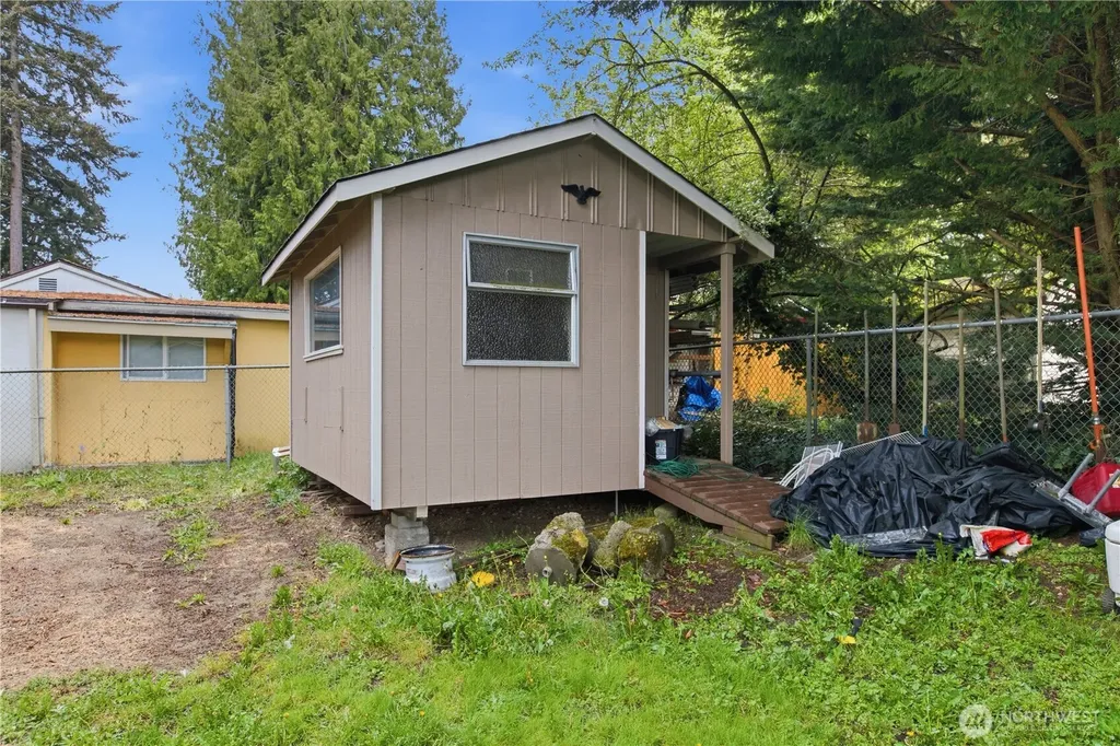 13033 31st Ave NE Seattle WA 98125
