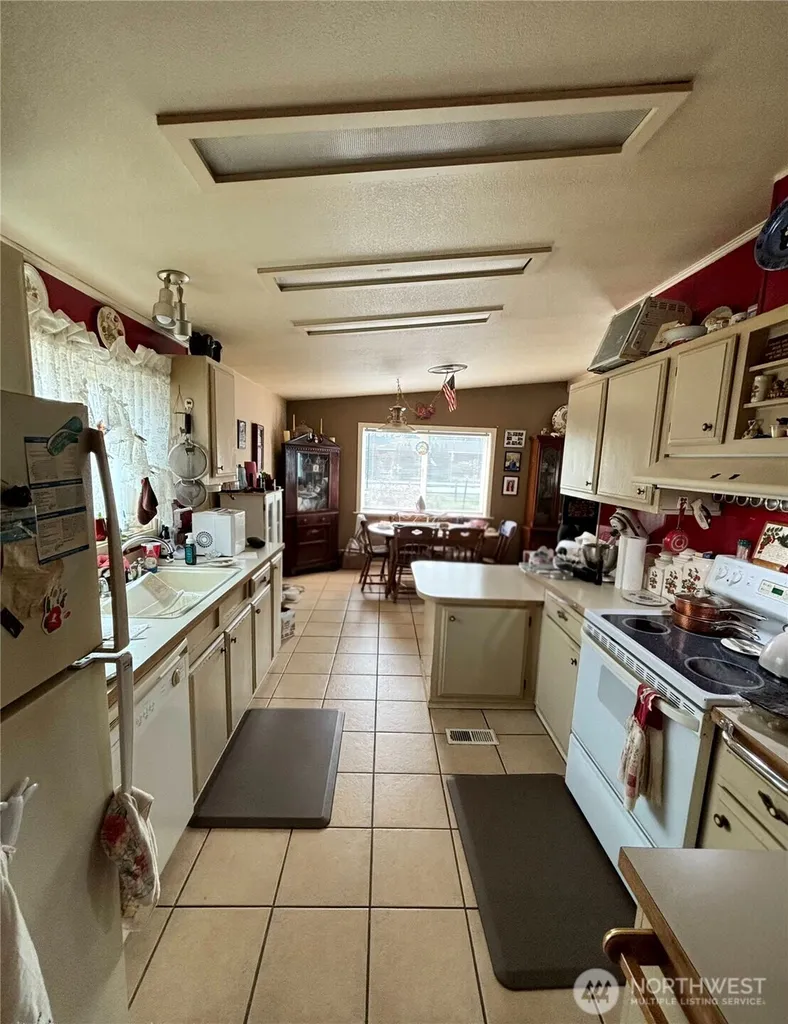 205 Reeds Lane Everson WA 98247