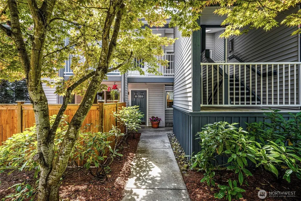 12680 NE 10th Place Bellevue WA 98005
