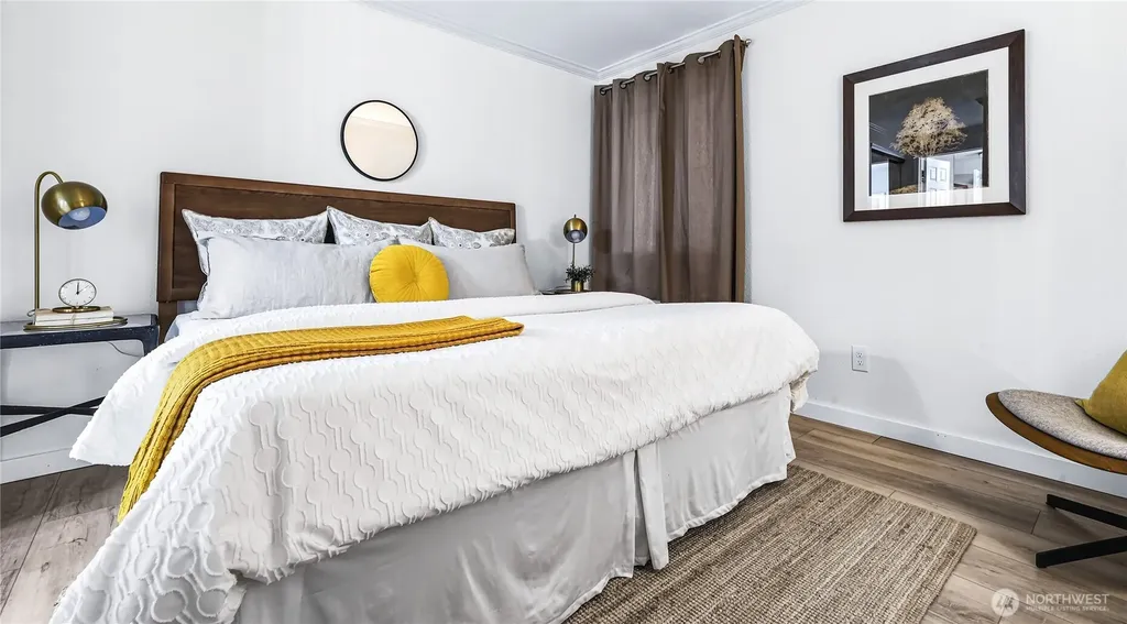 12680 NE 10th Place Bellevue WA 98005