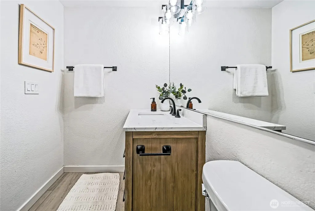 12680 NE 10th Place Bellevue WA 98005