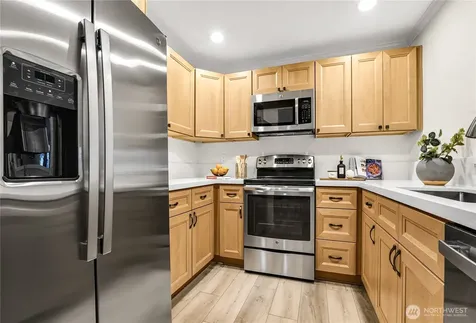 12680 NE 10th Place Bellevue WA 98005