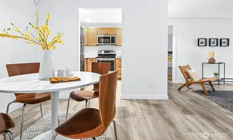 12680 NE 10th Place Bellevue WA 98005