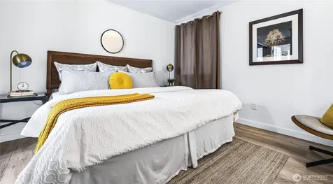 12680 NE 10th Place Bellevue WA 98005