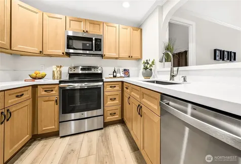 12680 NE 10th Place Bellevue WA 98005