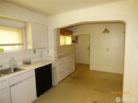 2218 W 5th Street Aberdeen WA 98520
