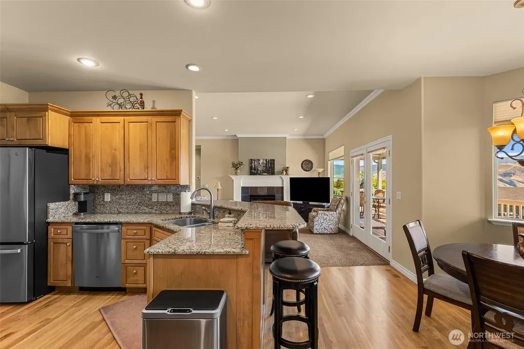 825 Briarwood Drive East Wenatchee WA 98802