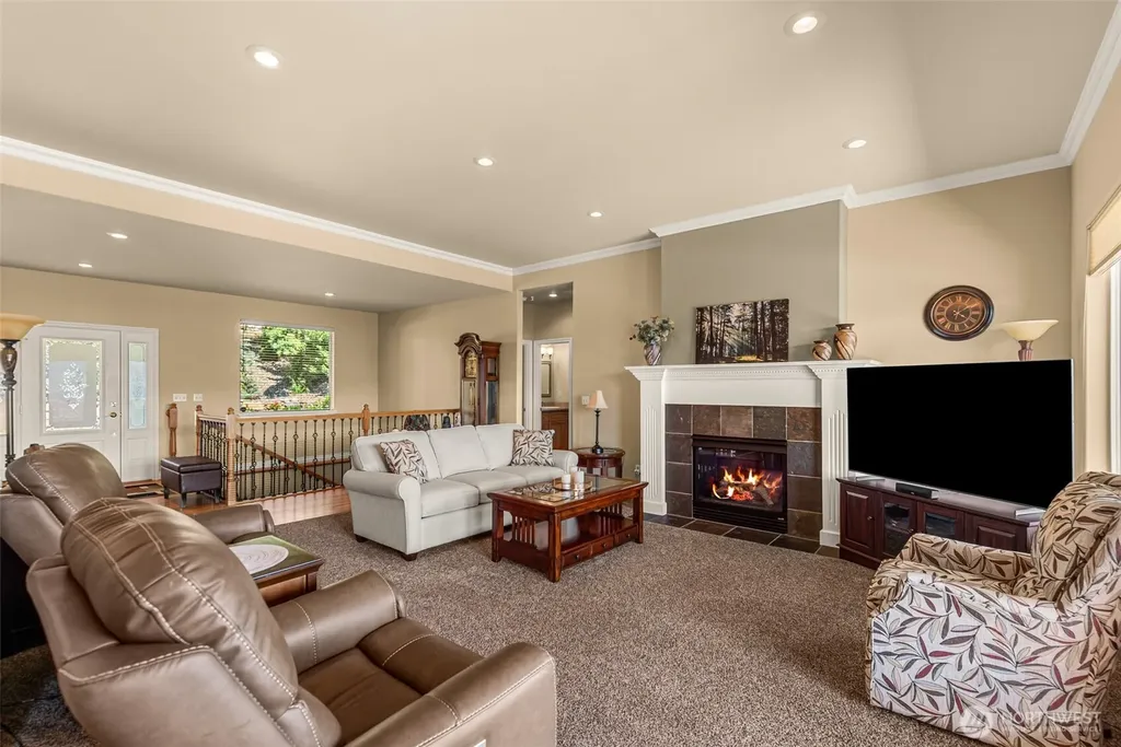825 Briarwood Drive East Wenatchee WA 98802