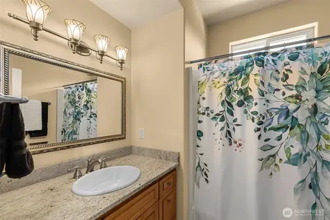825 Briarwood Drive East Wenatchee WA 98802