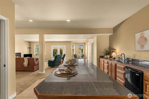 825 Briarwood Drive East Wenatchee WA 98802