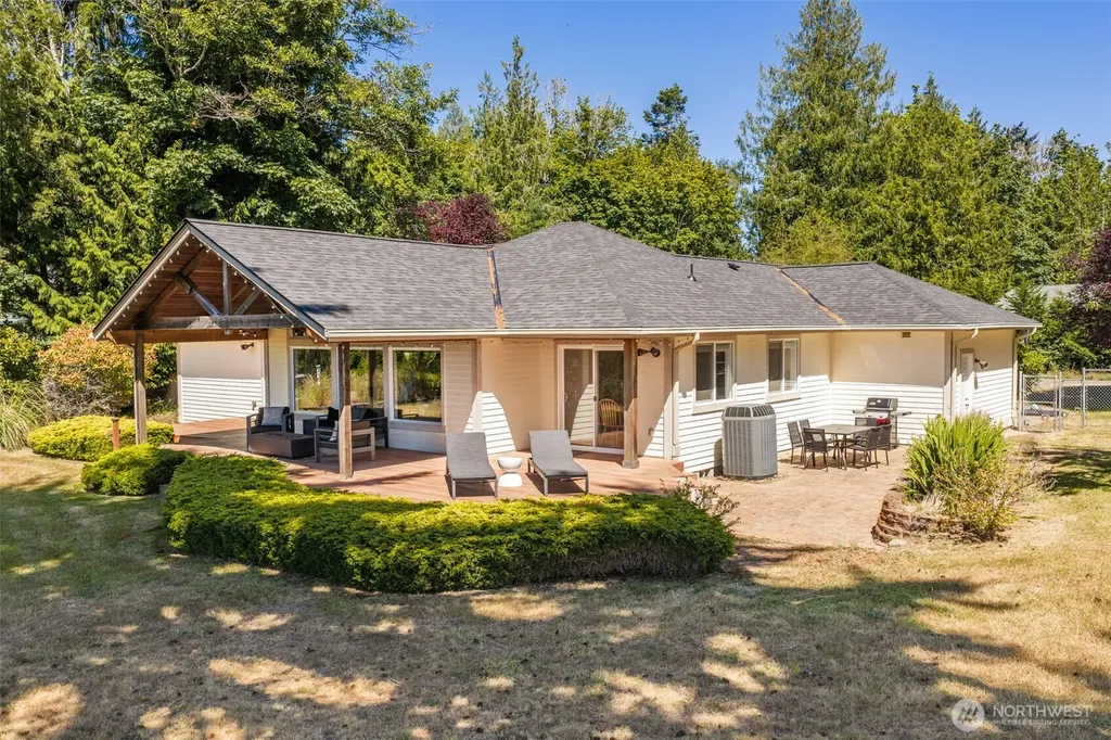 552 Elwha Bluffs Road Port Angeles WA 98363