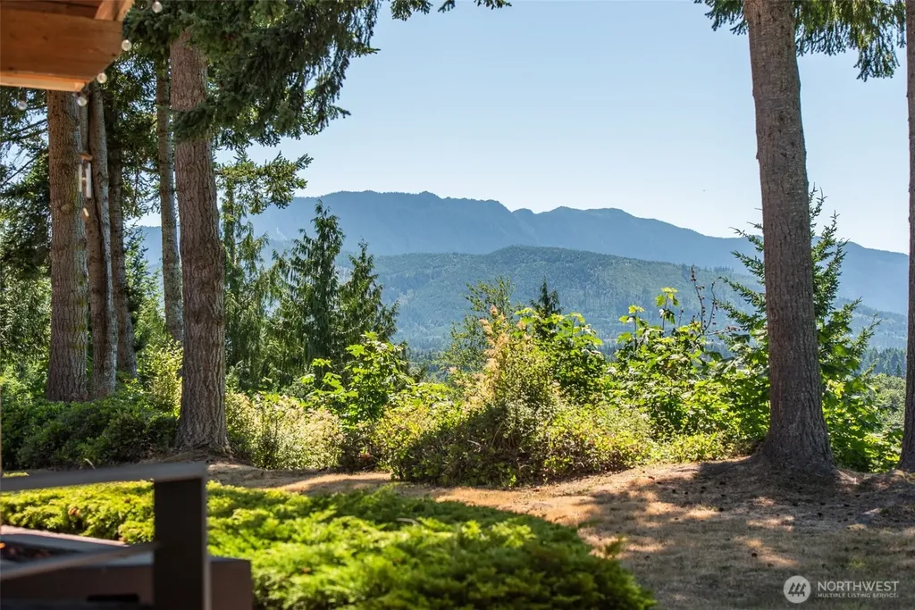 552 Elwha Bluffs Road Port Angeles WA 98363