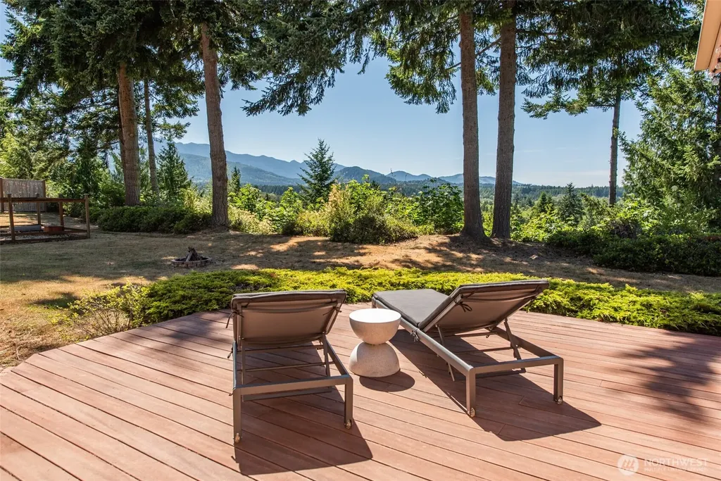552 Elwha Bluffs Road Port Angeles WA 98363