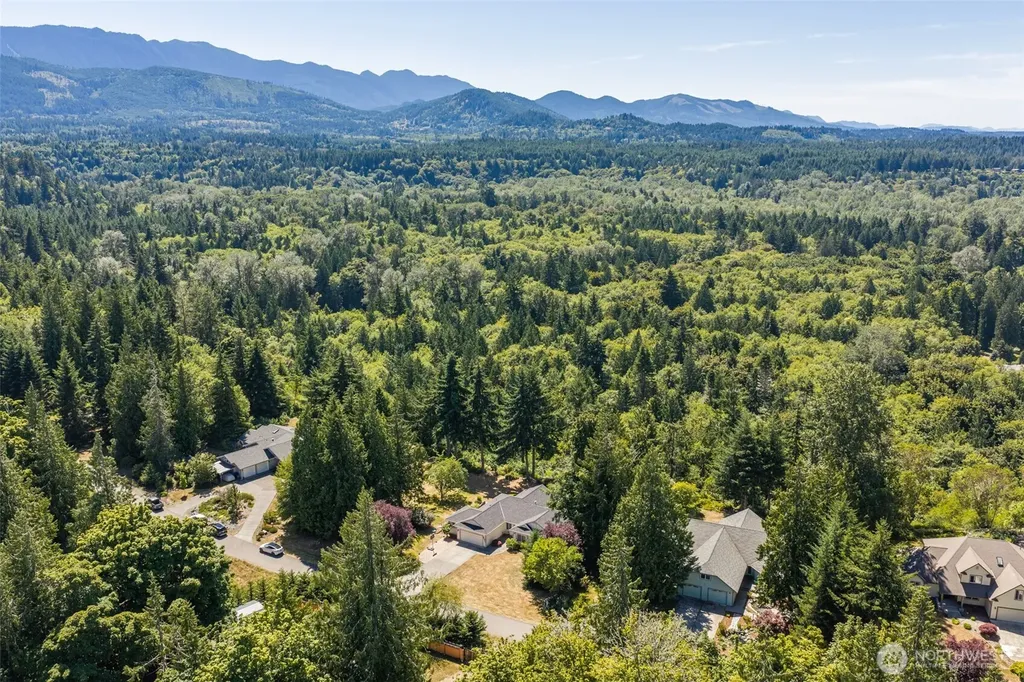 552 Elwha Bluffs Road Port Angeles WA 98363