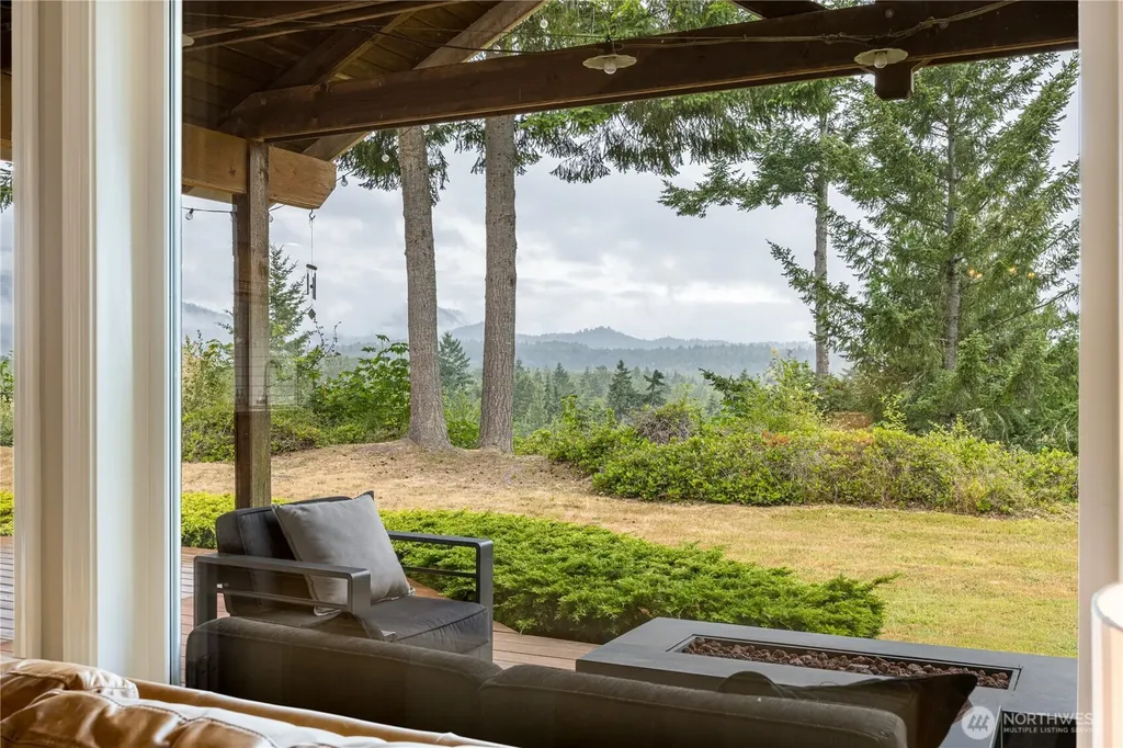 552 Elwha Bluffs Road Port Angeles WA 98363