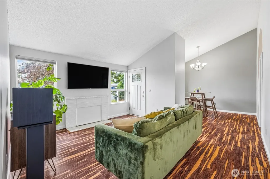 2330 Woburn Street Bellingham WA 98229
