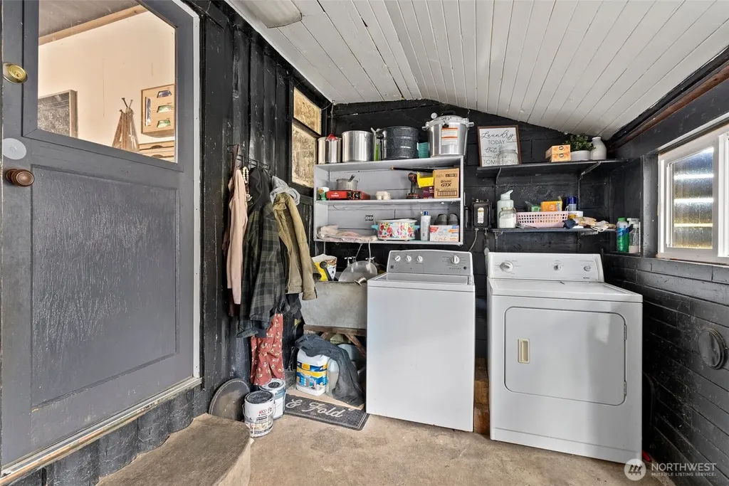3027 Highway 508 Onalaska WA 98570