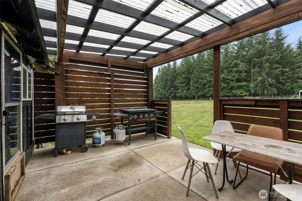 3027 Highway 508 Onalaska WA 98570