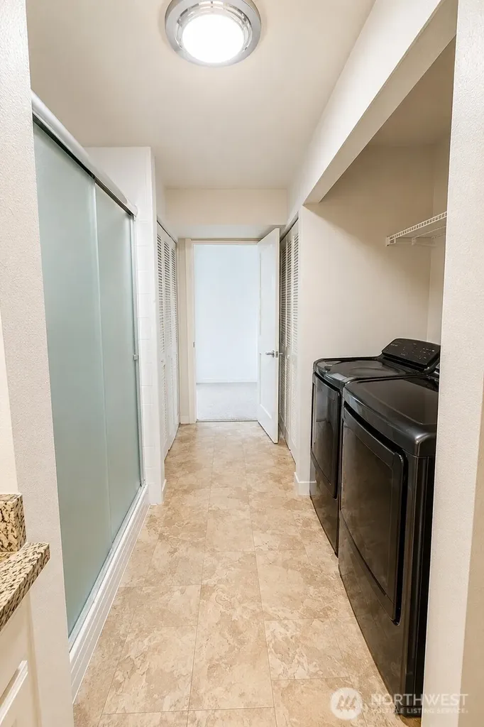 33700 33rd Place SW Federal Way WA 98023