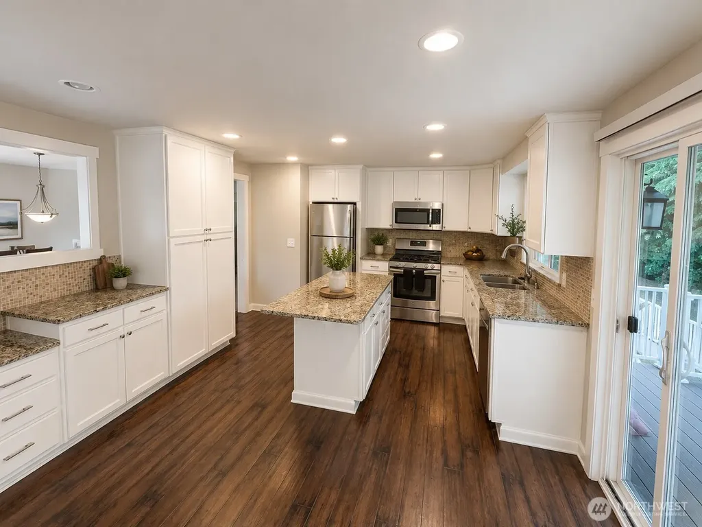 33700 33rd Place SW Federal Way WA 98023