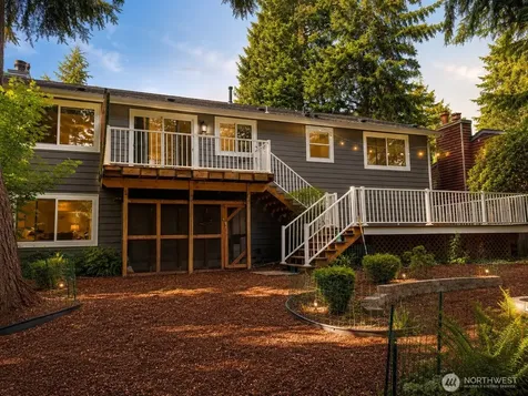 33700 33rd Place SW Federal Way WA 98023
