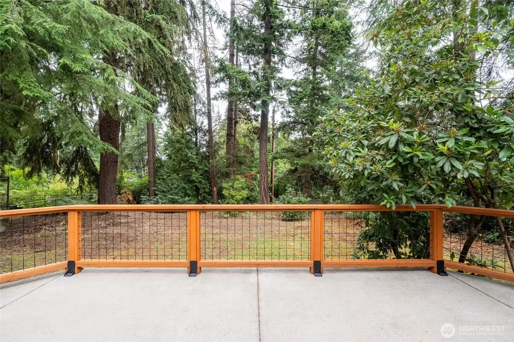1250 NE 188th Street Shoreline WA 98155