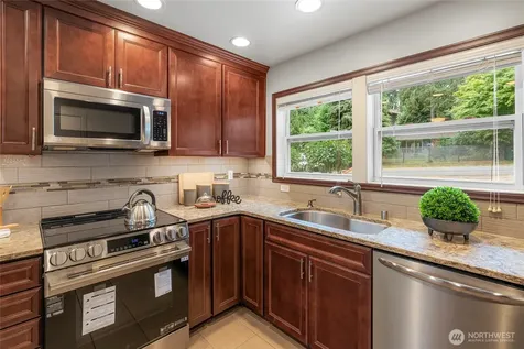 1250 NE 188th Street Shoreline WA 98155