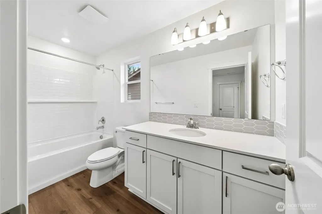 17914 SE 265th Street Covington WA 98042