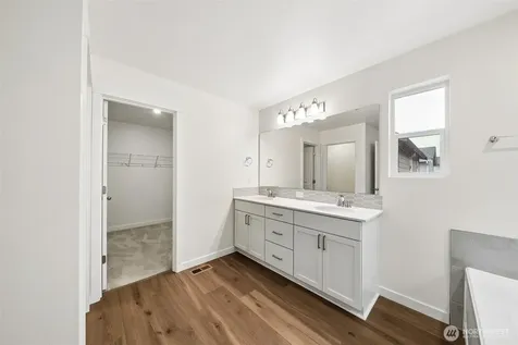 17914 SE 265th Street Covington WA 98042