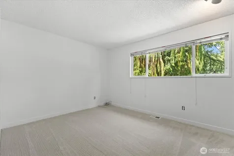 9121 NE 143rd Place Kirkland WA 98034