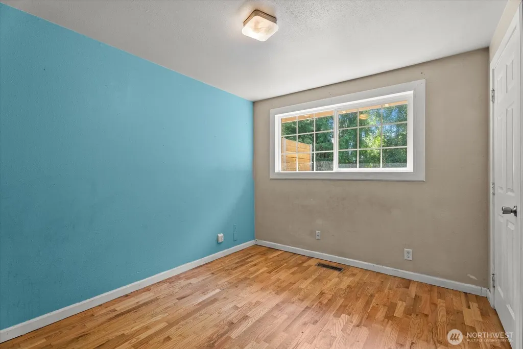 18711 82nd Avenue NE Kenmore WA 98028