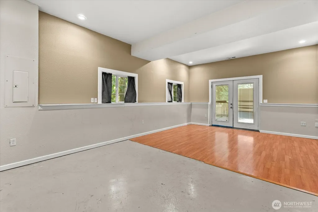 18711 82nd Avenue NE Kenmore WA 98028