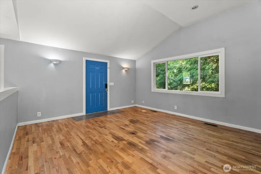 18711 82nd Avenue NE Kenmore WA 98028