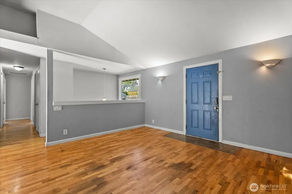 18711 82nd Avenue NE Kenmore WA 98028