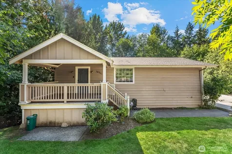 18711 82nd Avenue NE Kenmore WA 98028