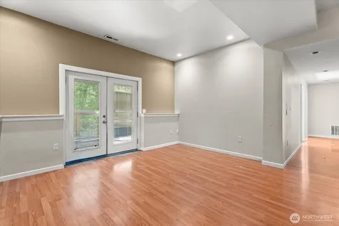 18711 82nd Avenue NE Kenmore WA 98028