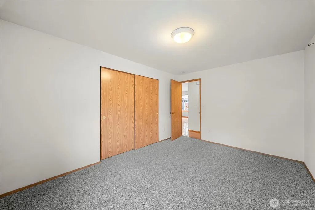5931 184th Lane SW Rochester WA 98579