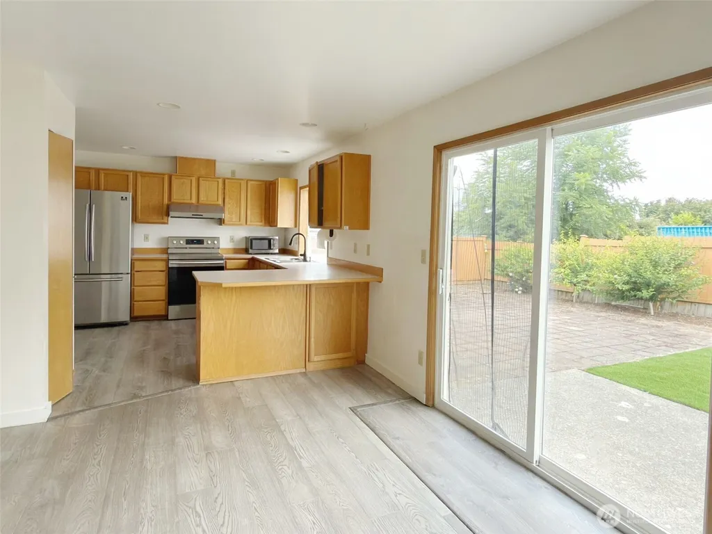 2539 S Graham Seattle WA 98108