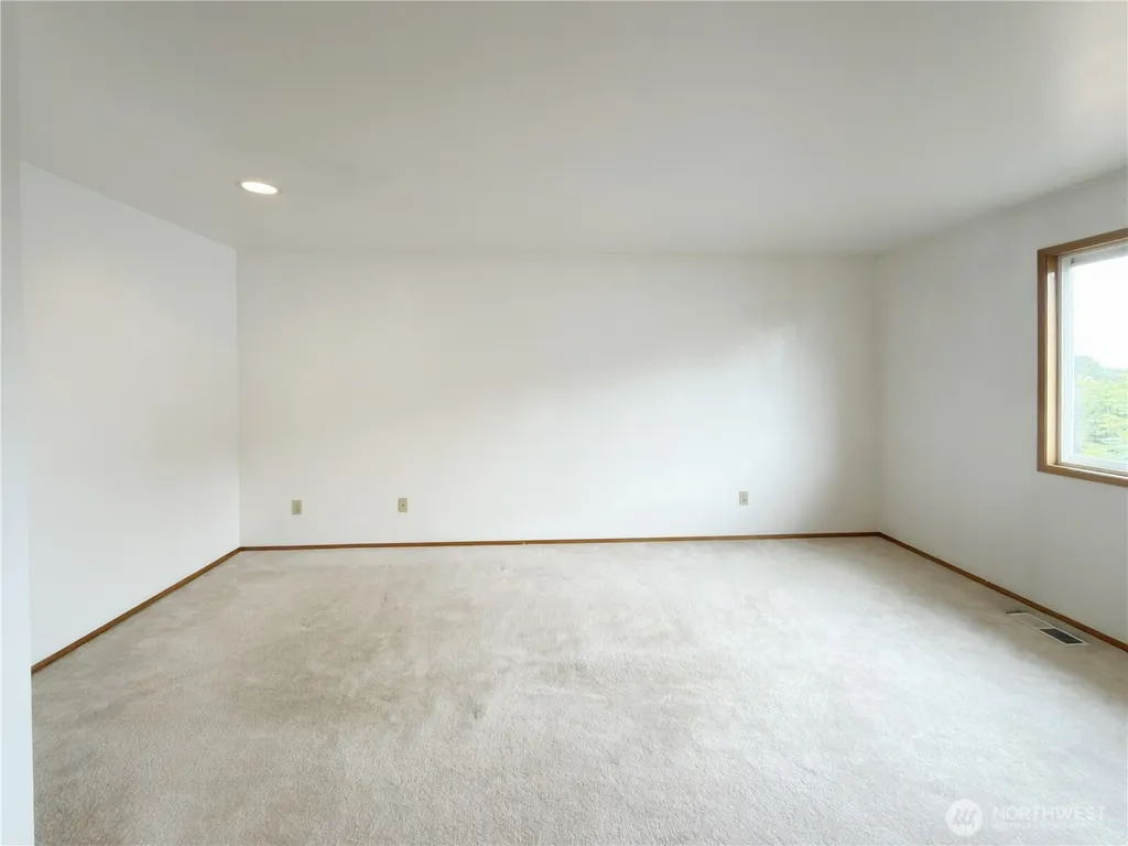 2539 S Graham Seattle WA 98108
