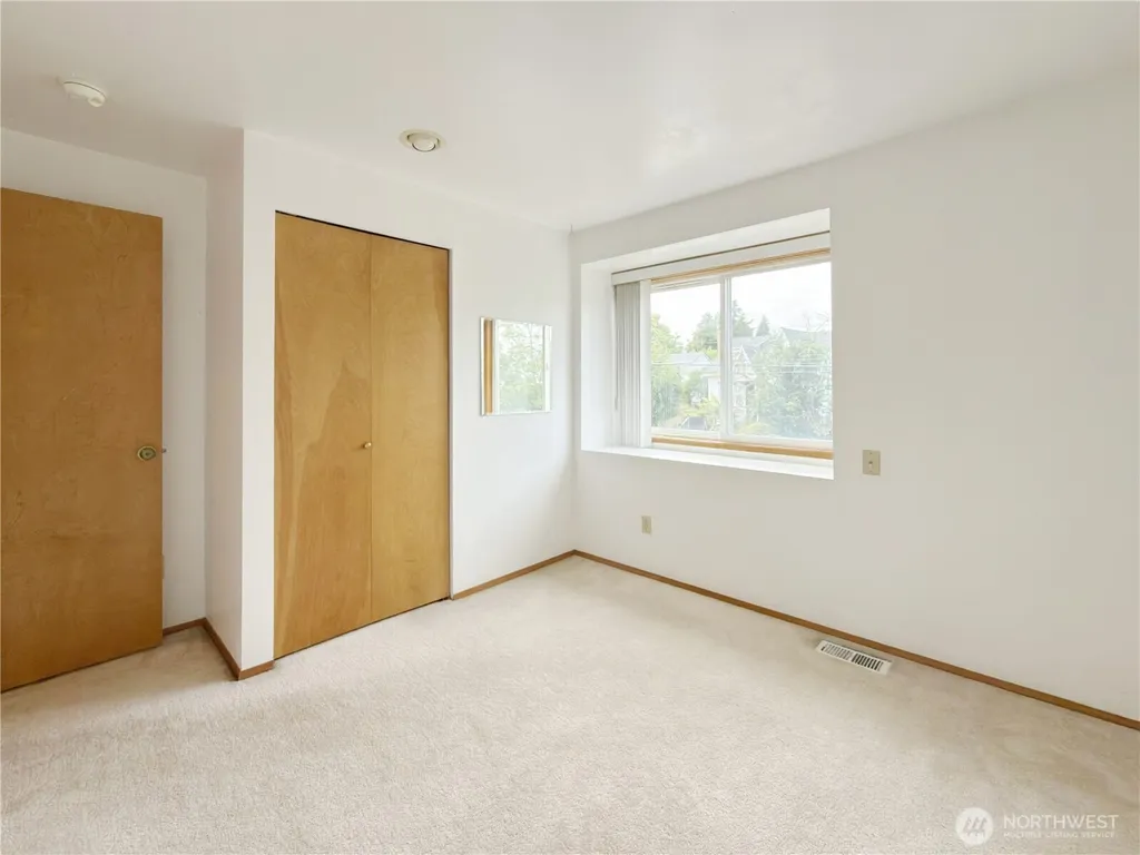 2539 S Graham Seattle WA 98108